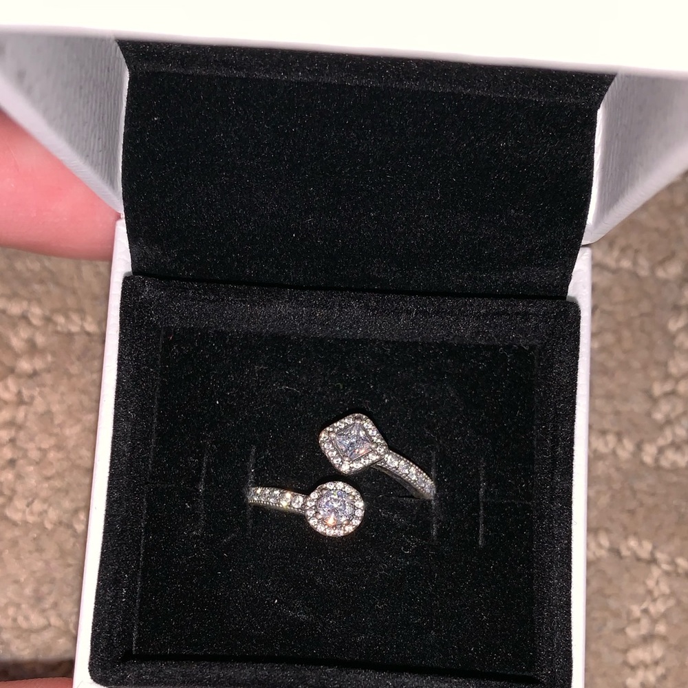 Gorgeous Pandora ring